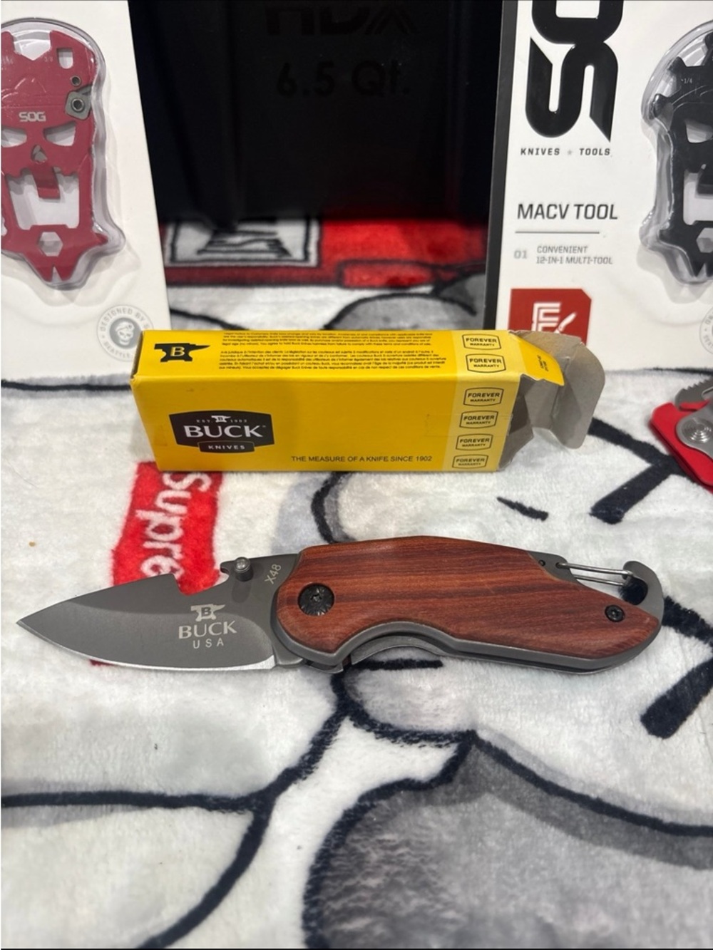 Cutter & Buck Men's Folding Pocket Knife with Wood Grain Handle and Gray Blade